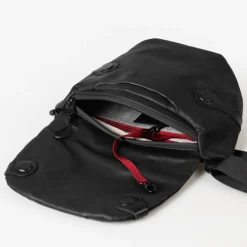 Aunts & Uncles Kazo black