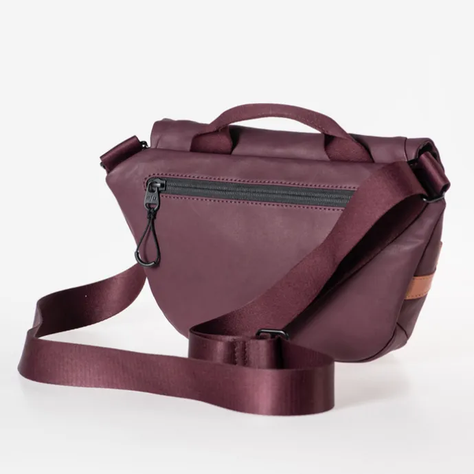 Aunts & Uncles Kazo cherry laquer