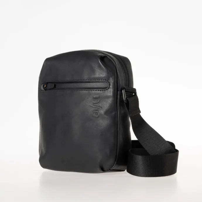 Aunts & Uncles Onga RE Shoulderbag black