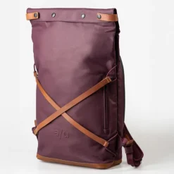 Aunts & Uncles Osaka cherry laquer