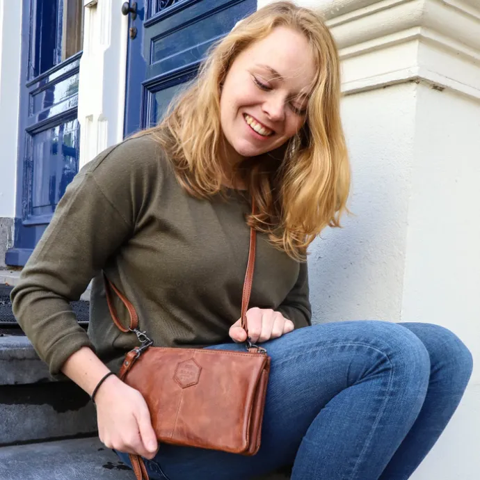 Bear Design Cow Lavato Clutch zwart