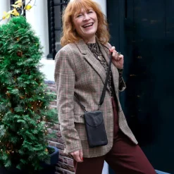 Bear Design Patty Phonebag feather