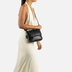 Burkely Cool Colbie Crossbody Bag black