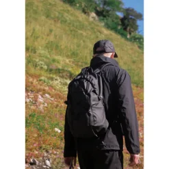 Elliker Kiln Hooded Zip Top Backpack 22L black