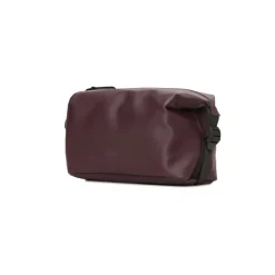 Rains Hilo Wash Bag W3 depth