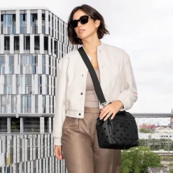 Reisenthel Travelling Allrounder Cross glossy dots black