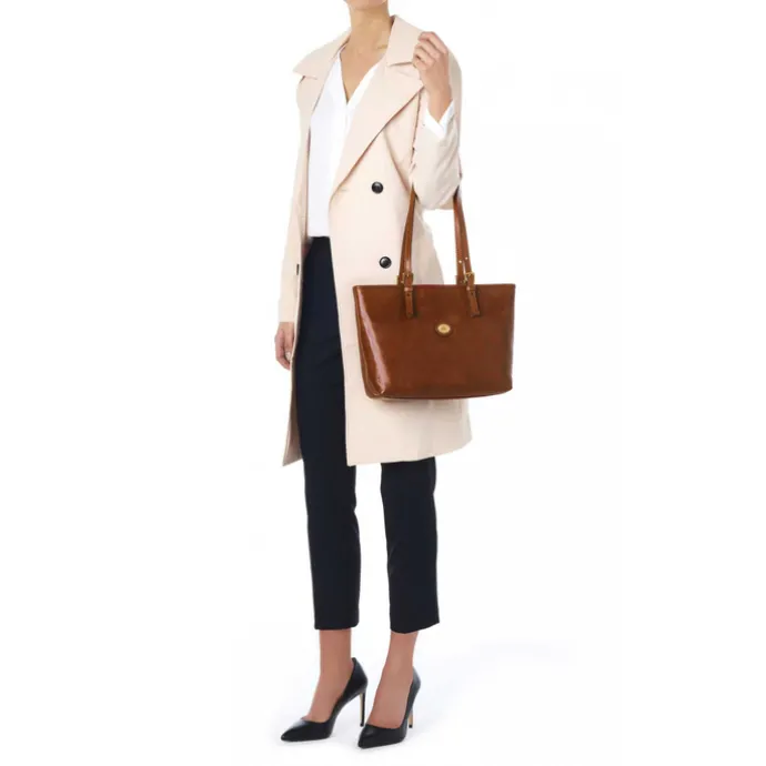 The Bridge Story Donna Shopper brown