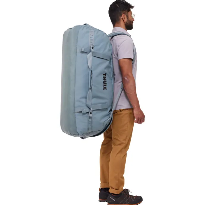 Thule Chasm Duffel 130L pond