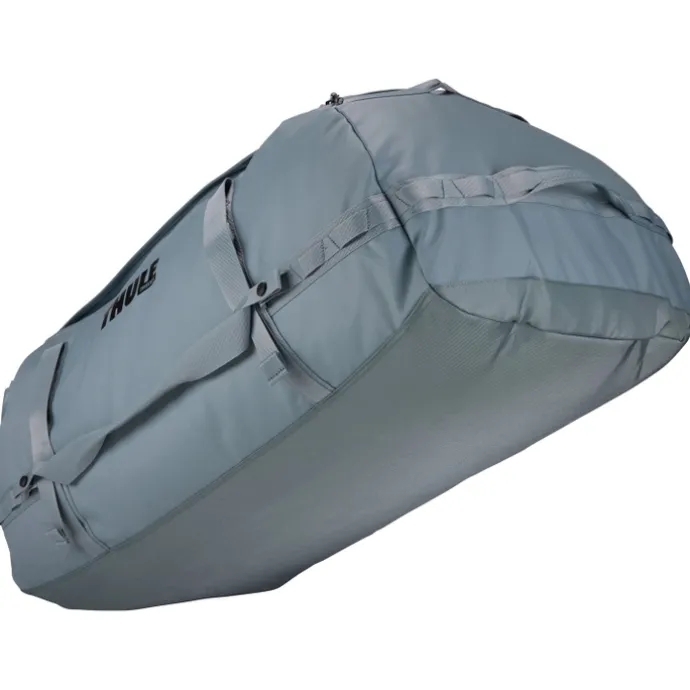 Thule Chasm Duffel 130L pond