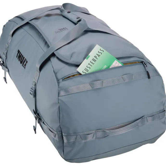 Thule Chasm Duffel 130L pond
