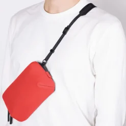 Ucon Acrobatics Ando Medium Lotus red